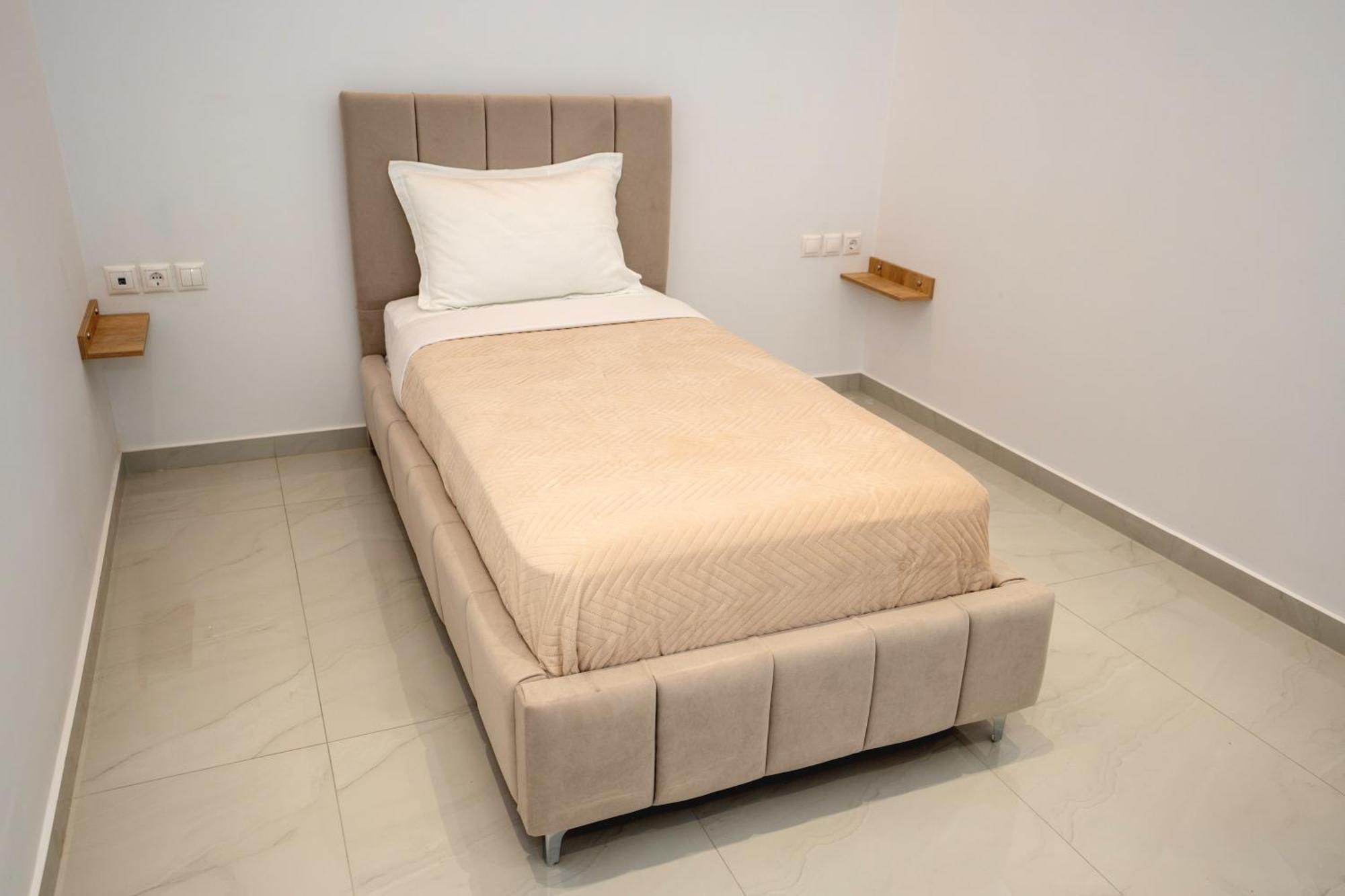 Kalasa Hotel Sarandë Buitenkant foto