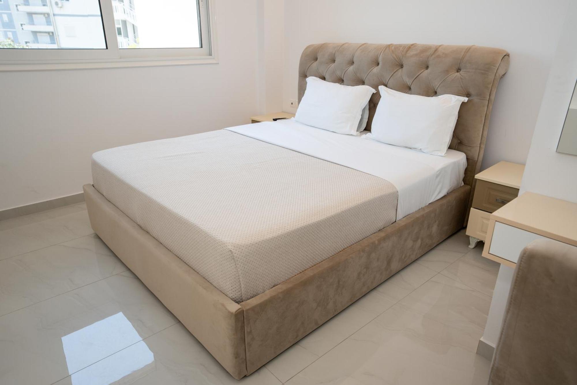 Kalasa Hotel Sarandë Buitenkant foto