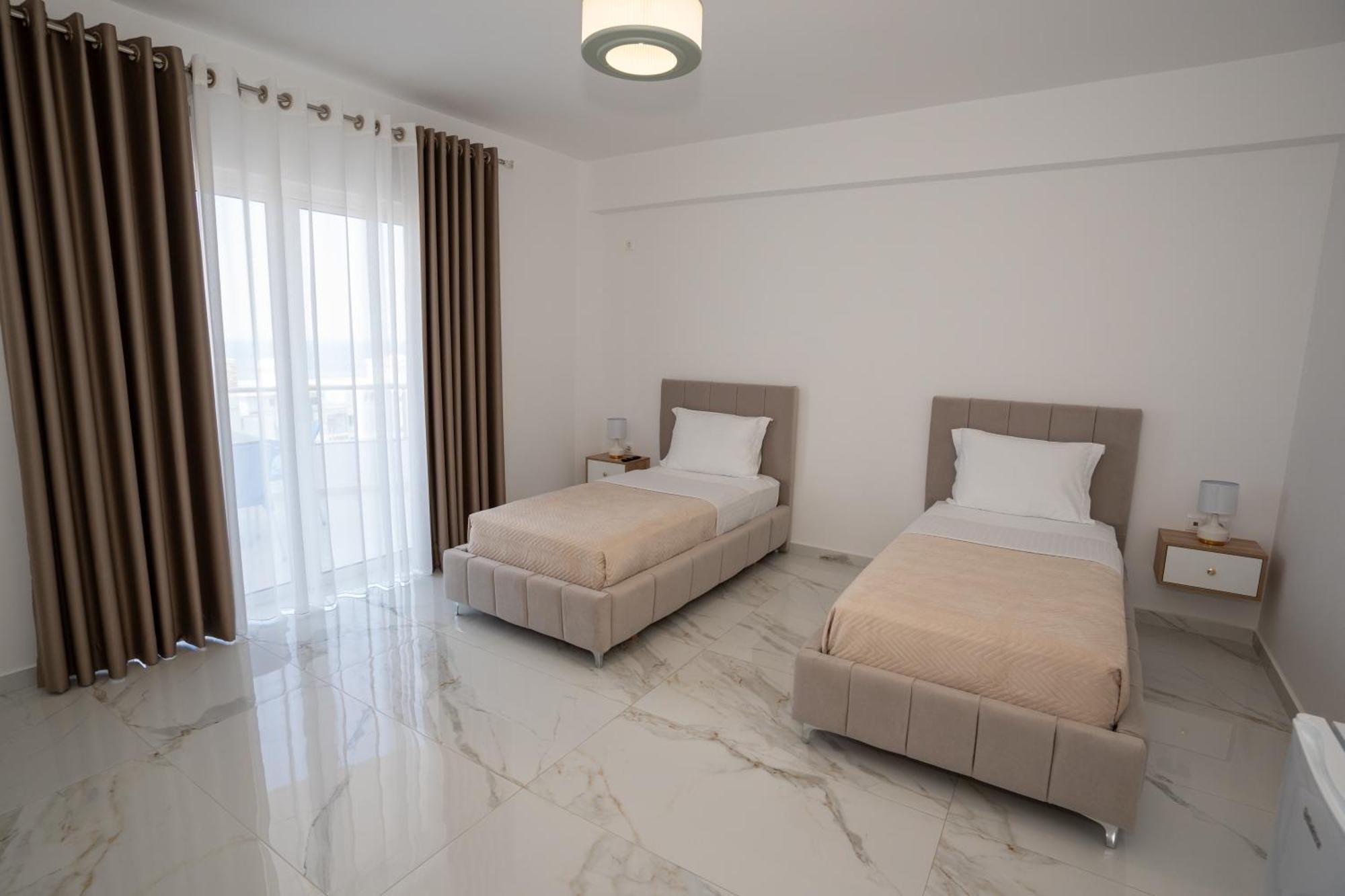 Kalasa Hotel Sarandë Buitenkant foto