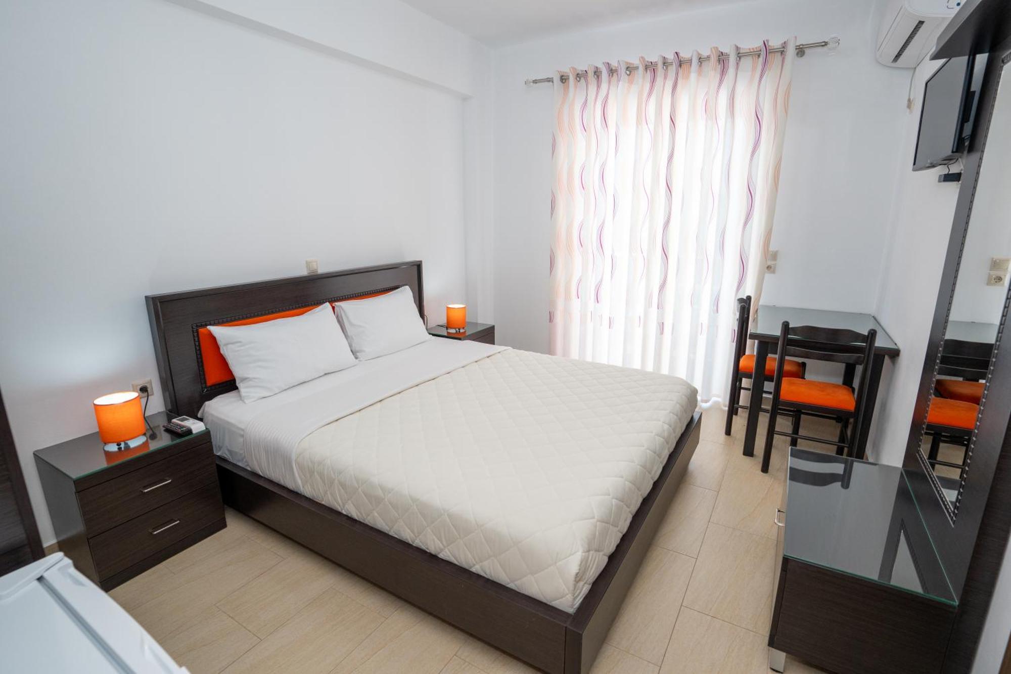 Kalasa Hotel Sarandë Buitenkant foto
